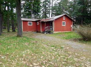 5290 Holland Loop Rd, Cave Junction, OR 97523