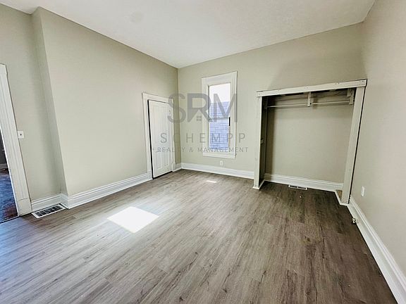 5th image of 2925 Slevin St