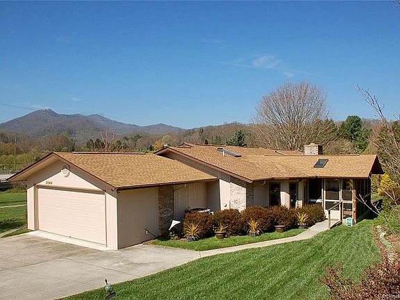 3rd image of 3049 S Lakeshore Dr