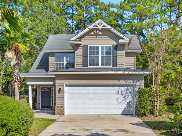 75 Oak Ridge Cir, Richmond Hill, GA 31324