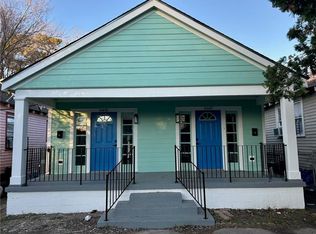 5445 Burgundy St, New Orleans, LA 70117