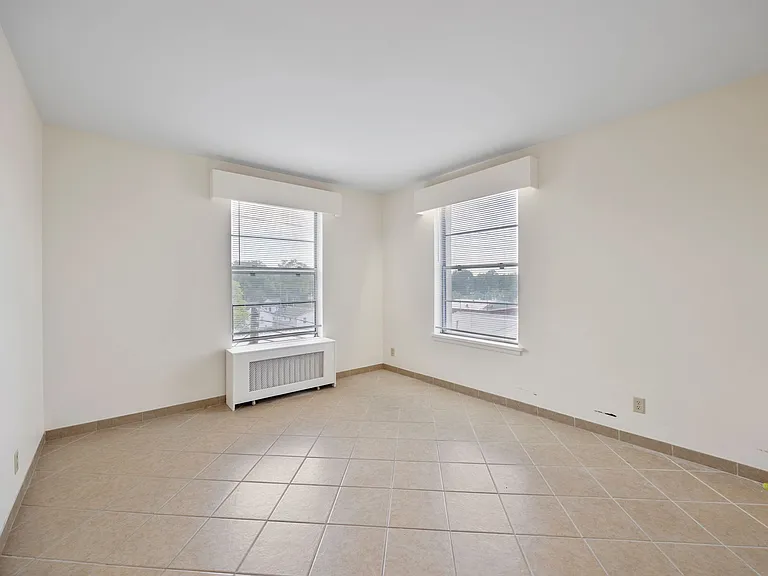 310 N Michigan St #402 — Photo 15