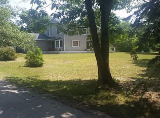 25680 Lake Dr, Beaver Island, MI 49782