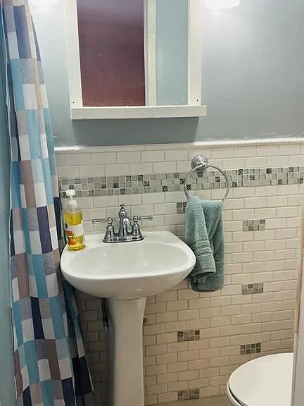 15 Milton Ave — Photo 14