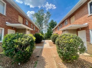 2811 Lemay Ferry Rd #D, Saint Louis, MO 63125