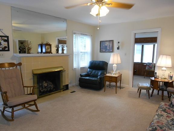 4th image of 3056 N 16th St