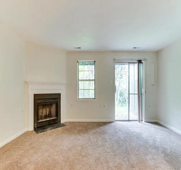 7803 Brookview Ct — Photo 24