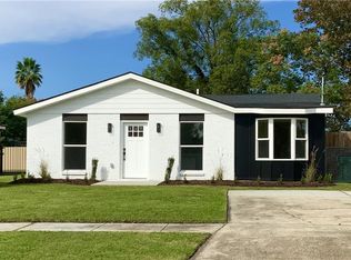 374 Azalea Dr, Westwego, LA 70094
