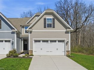 1581 Mud Brook Ct, Akron, OH