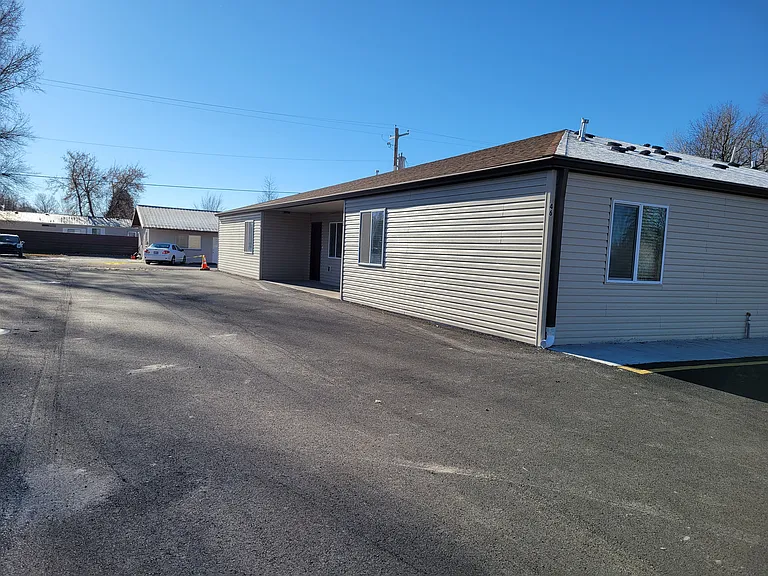46 Wilson Ave #2 — Photo 2