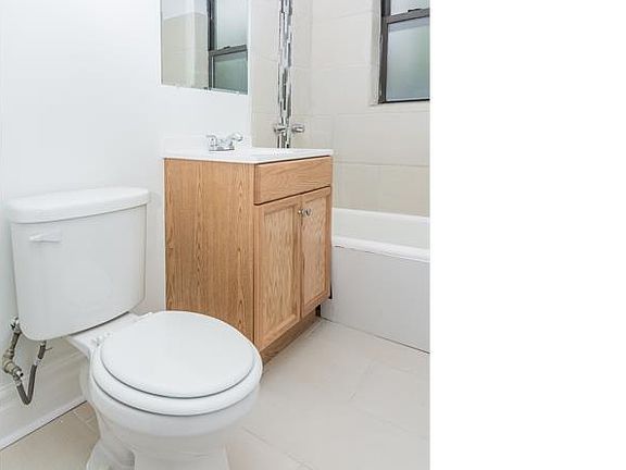 3rd image of 7007 S Michigan Ave #3