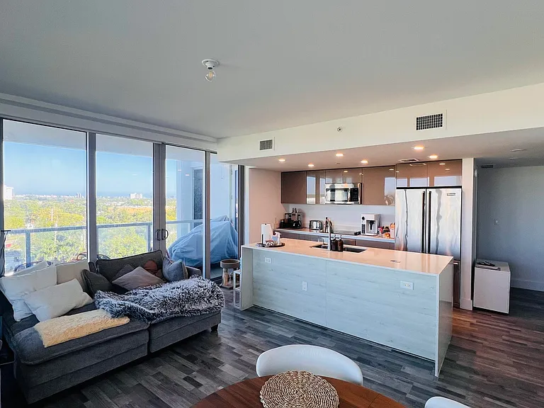 13800 Highland Dr #610 — Photo 10