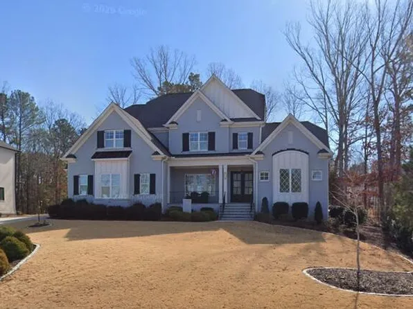912 Regent Oak Dr, Cary, NC 27519