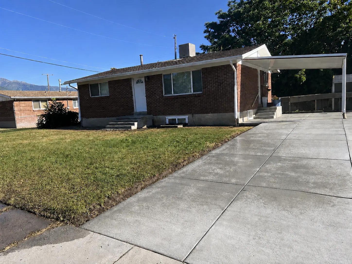 4 bed, 1700 sqft, $2,100 — Photo 1