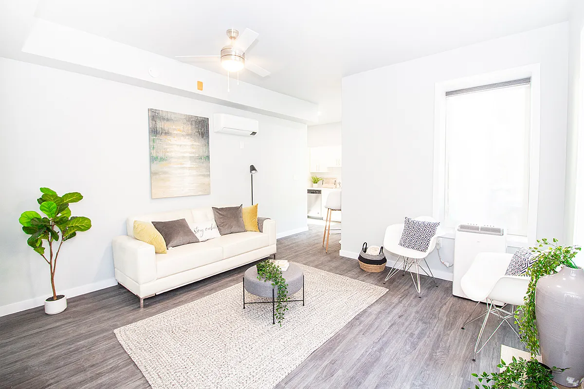 Building Photo - 753 Wolseley Ave #306