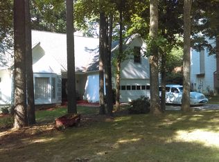 1904 Commodore Dr, Anchorage, AK 99507