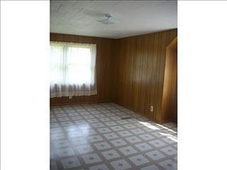 5th image of 1119 Lincoln Ave