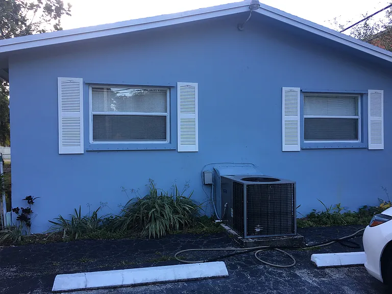 5401 SW 40th Ave #W — Photo 7