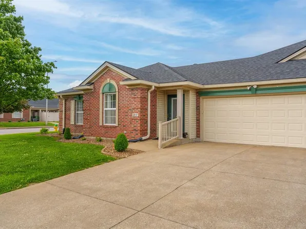 2037 Viola Gdns, Owensboro, KY 42303