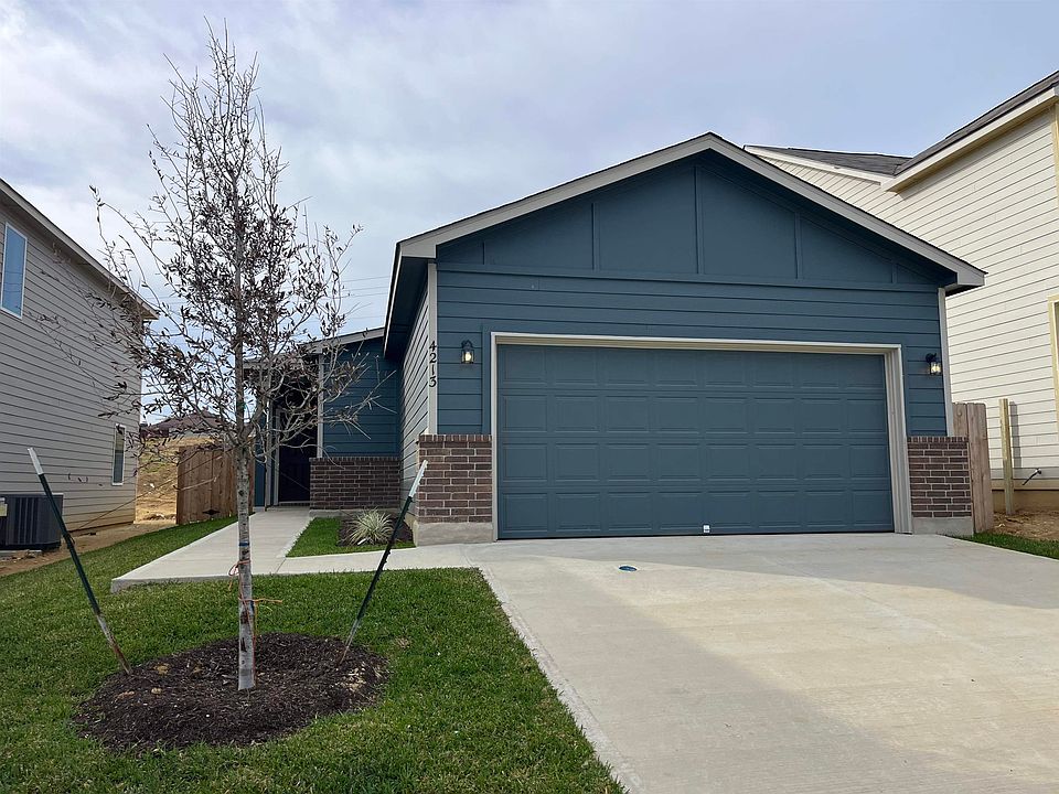 1st image of 4213 Helena Dr
