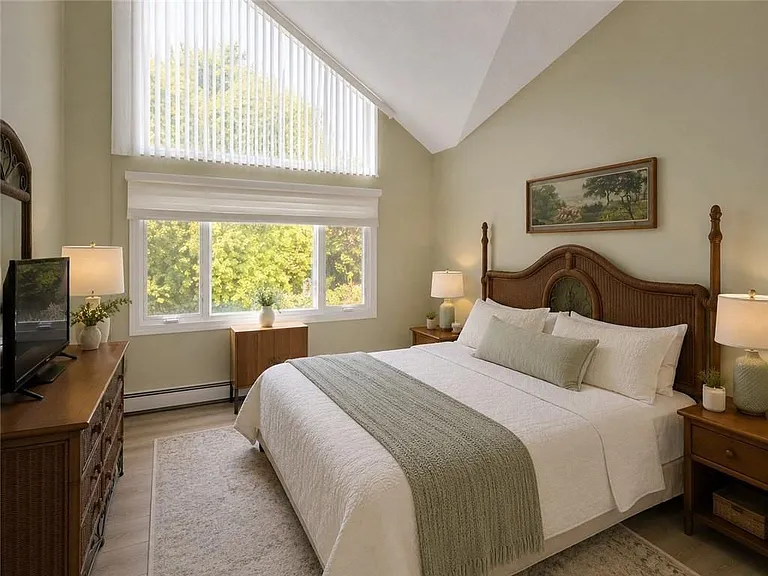 421 Bellevue Ave #3C — Photo 9