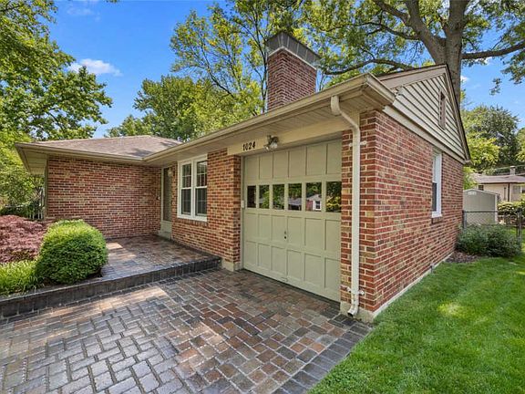 3rd image of 1024 Glenbrook Ave