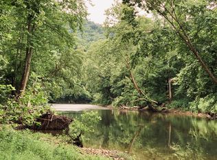 Powell River Rd, Tazewell, TN 37879