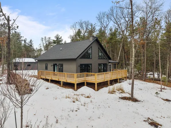 N1272 Spirit Island Rd, Keshena, WI 54135