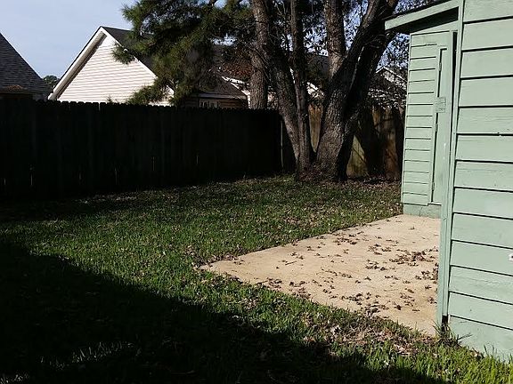 rear fenced in area