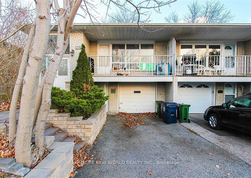 1st image of 135 Pineway Blvd