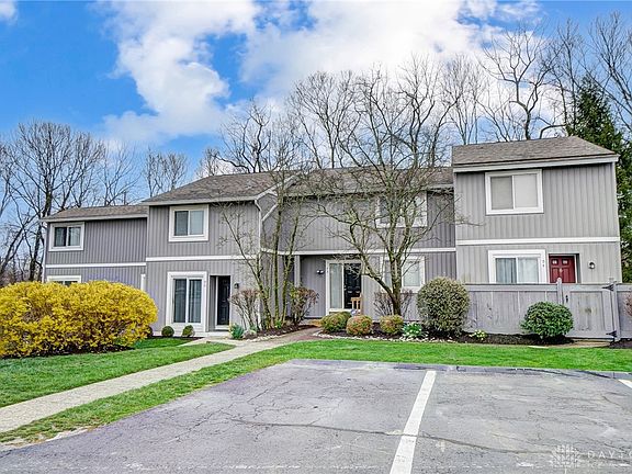 2nd image of 92 Twin Lakes Dr