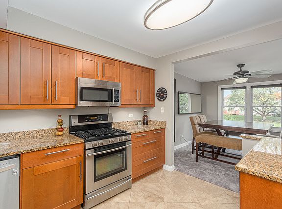 5th image of 6810 Winston Dr