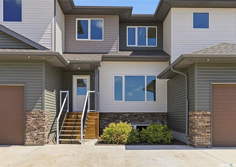 1st image of UNIT 32-301 Centennial ROAD