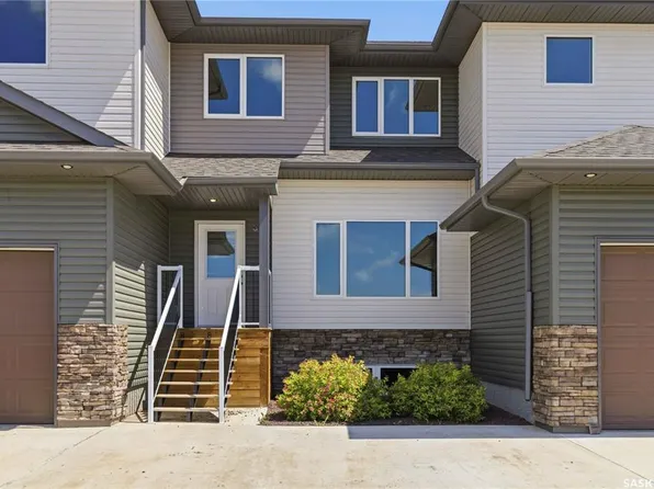UNIT 32-301 Centennial ROAD, Hague, SK S0K 1X0