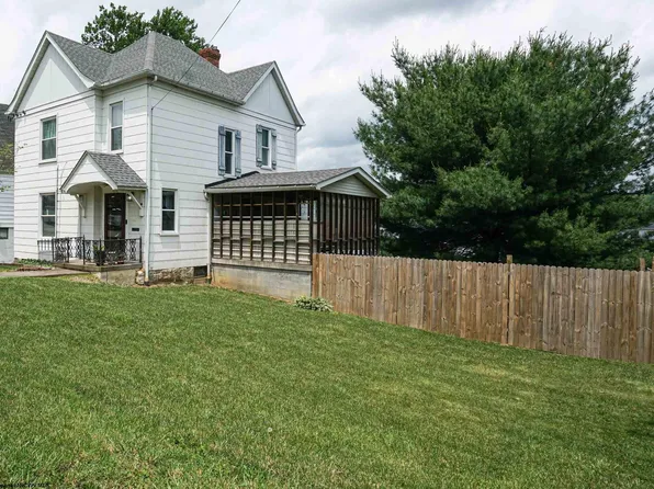 610 Ohio Ave, Fairmont, WV 26554