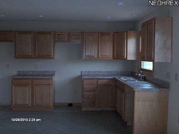3rd image of 4189 Pletzer Blvd