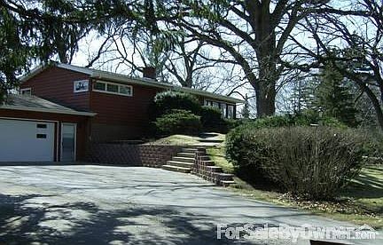 Front
						:
						Stairs leading to front door. New retaining walls, New paint & roof in 2011. 