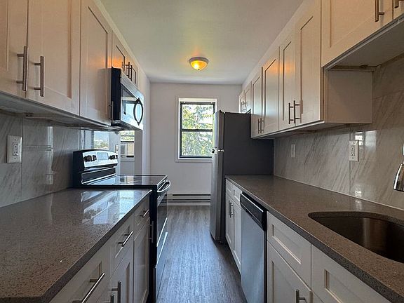 3rd image of 6751 N 13th St APT 4L