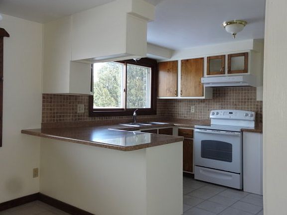 4th image of 307 E Parker St