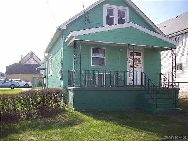 1st image of 468 Willett St