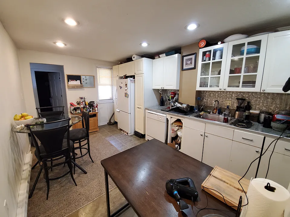 7 Dexter St #2