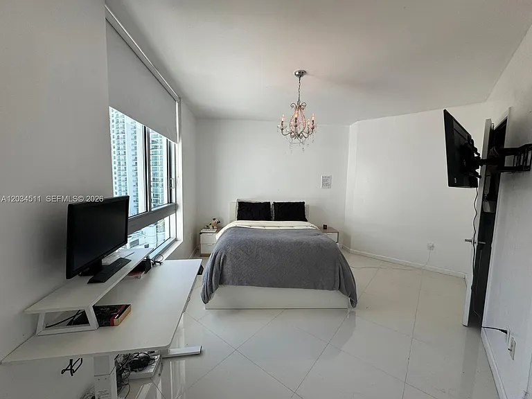 350 S Miami Ave #1812 — Photo 3