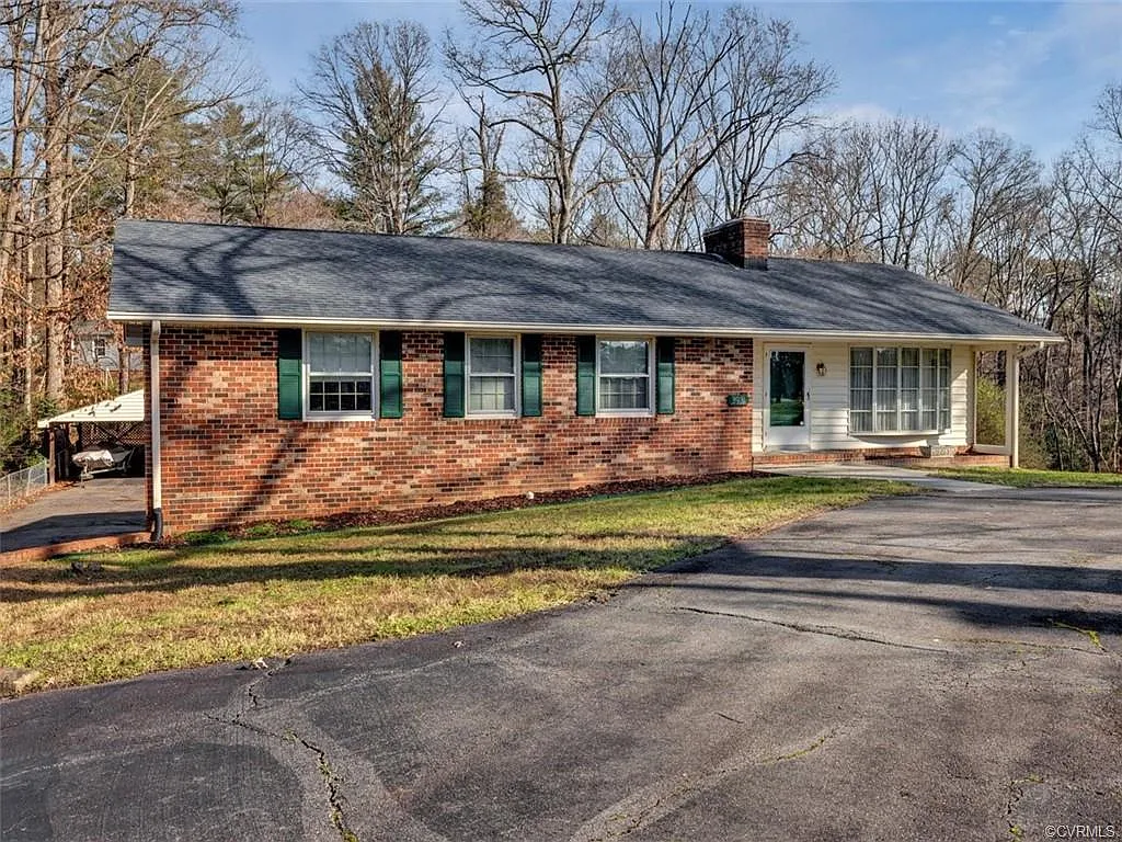 3931 Tanbark Rd photo 1