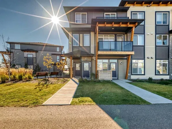 4405 N Seton Dr SE, Calgary, AB T3M 2N9