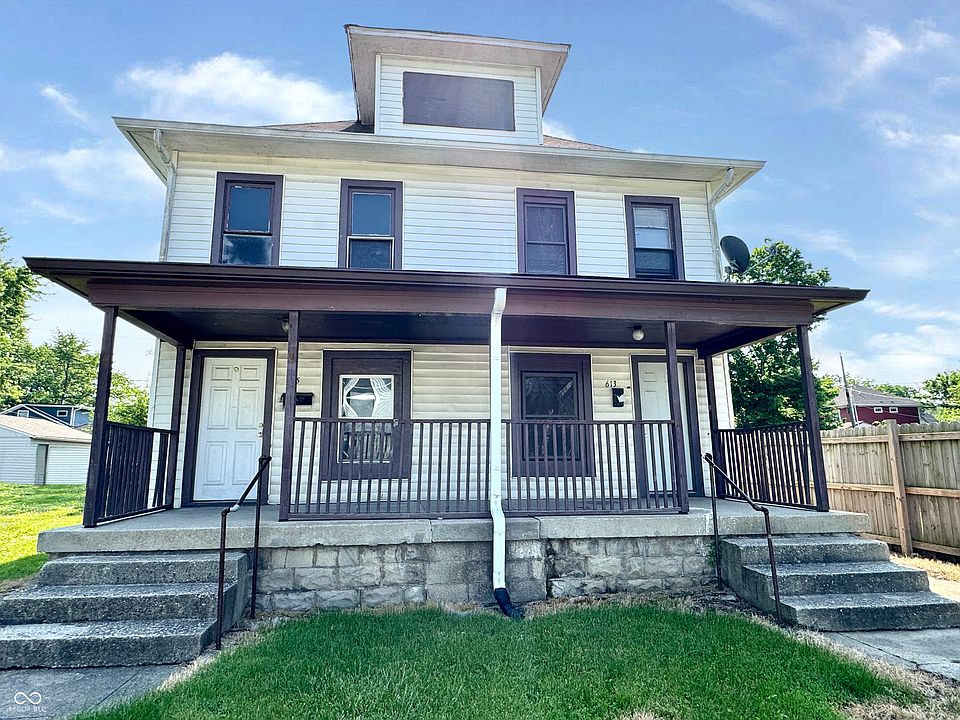1st image of 613 N Tacoma Ave