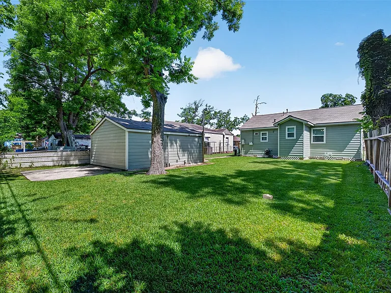 6714 Moss Rose St — Photo 25