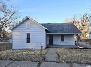 1803 Lucas St, Muscatine, IA 52761