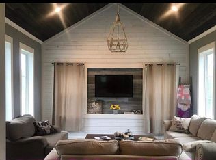 892 Westinghouse Dr, Hot Springs, AR 71901