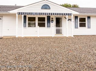 13 Oneida Ave, Waretown, NJ 08758