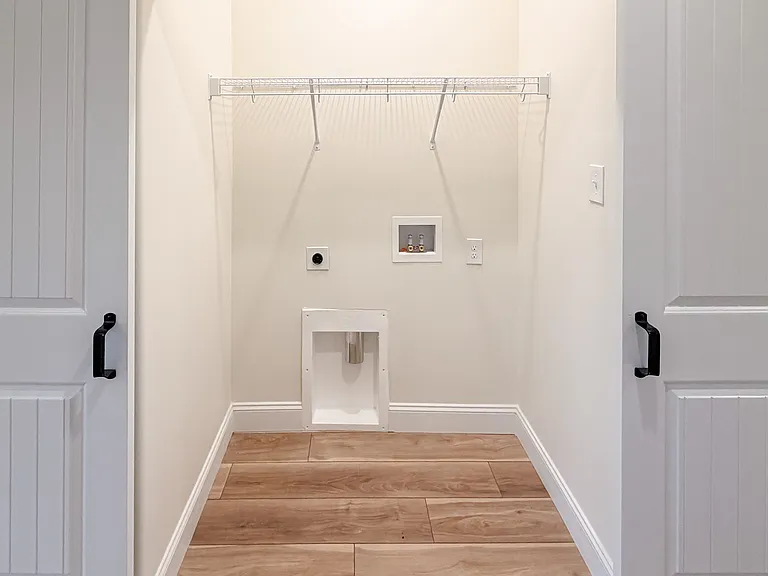 1404 Summer Meadow Dr — Photo 6